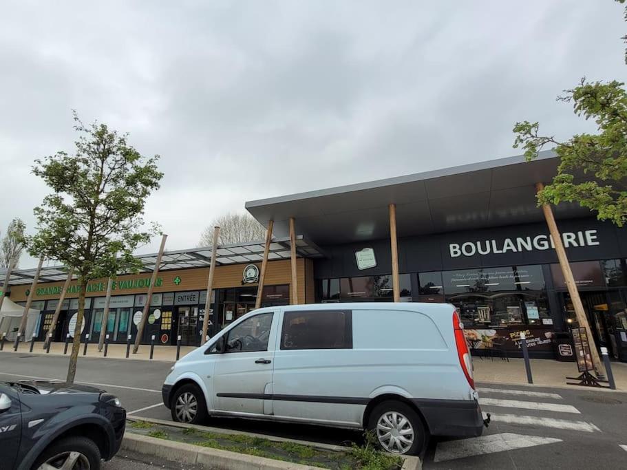 Joli T2, Terrasse Et Jardin, Ideal Pour Familles, A 15 Min De L'Aeroport Roissy Cdg Tremblay-en-France Экстерьер фото