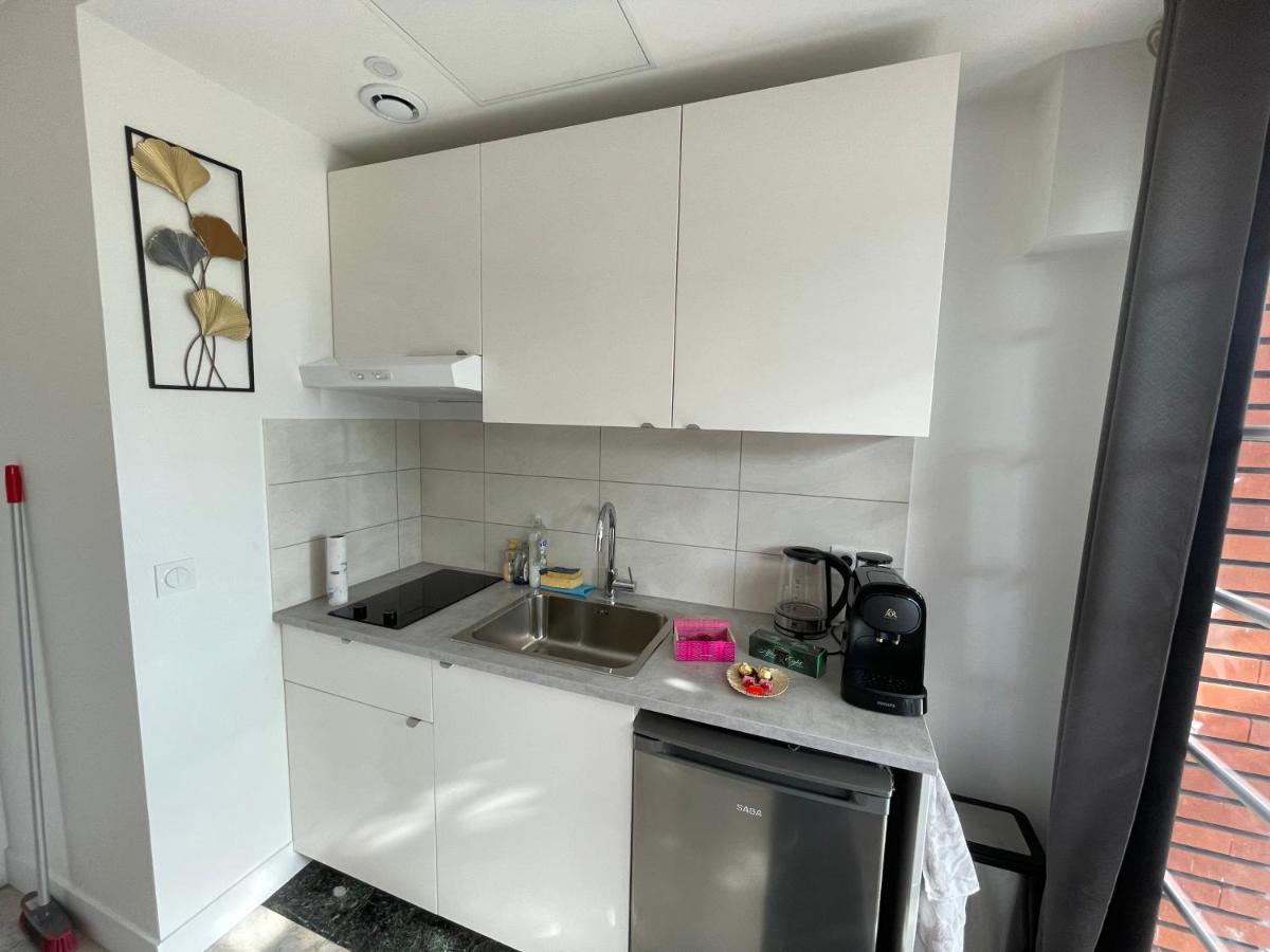 Joli T2, Terrasse Et Jardin, Ideal Pour Familles, A 15 Min De L'Aeroport Roissy Cdg Tremblay-en-France Экстерьер фото