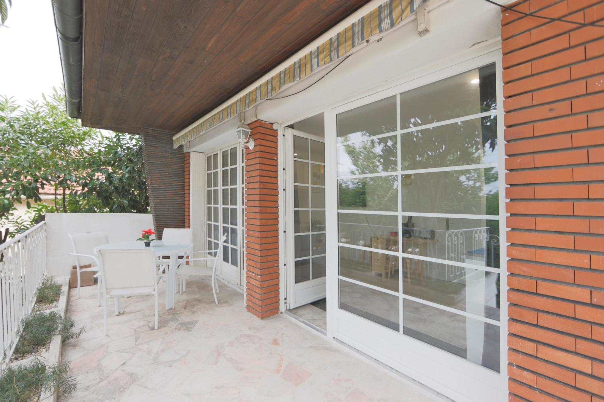 Joli T2, Terrasse Et Jardin, Ideal Pour Familles, A 15 Min De L'Aeroport Roissy Cdg Tremblay-en-France Экстерьер фото